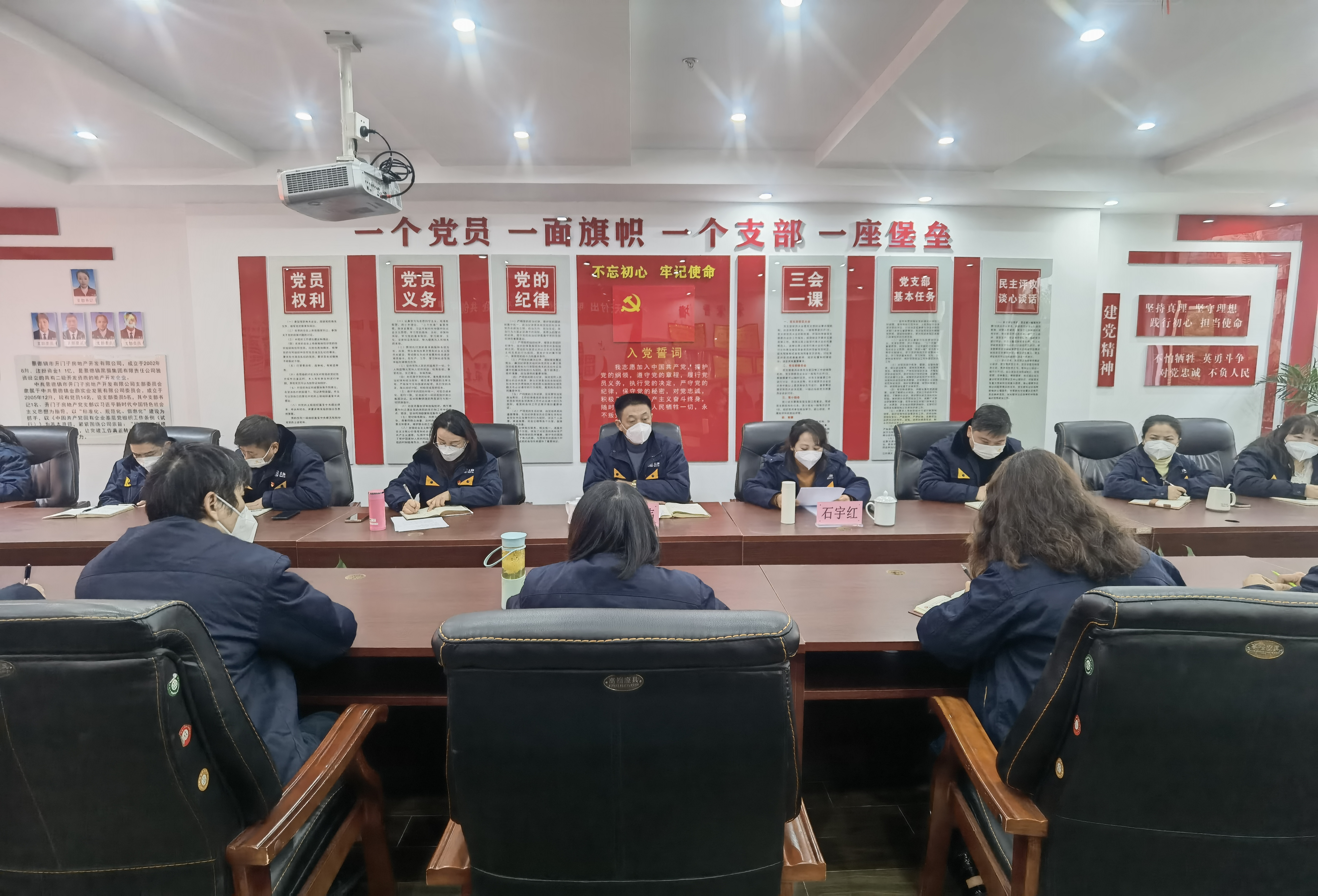 3a723ae1eecd9df15ad8f1b2b9654f8.jpg 3a723ae1eecd9df15ad8f1b2b9654f8.jpg