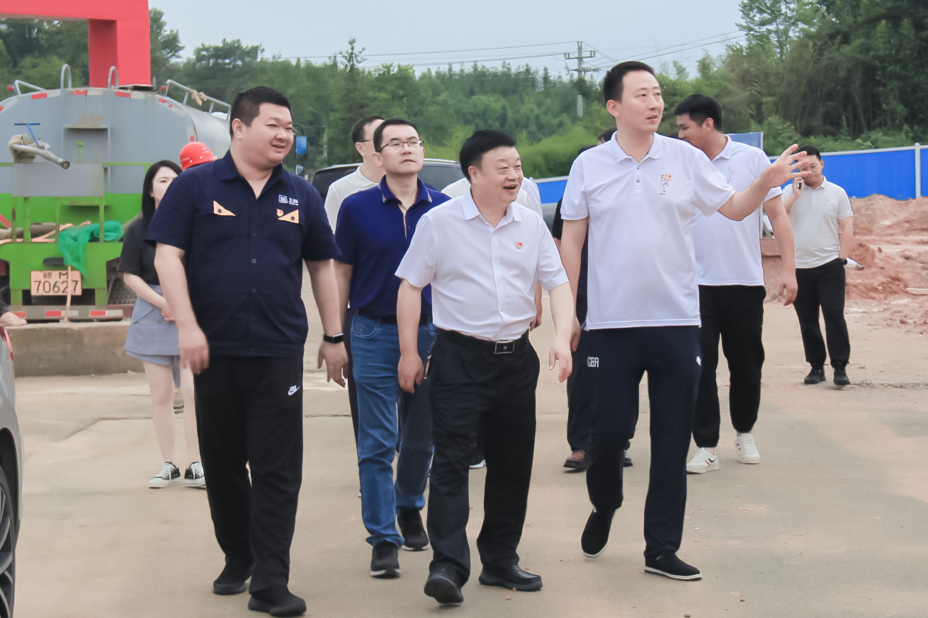 IMG_4825.jpg IMG_4825.jpg