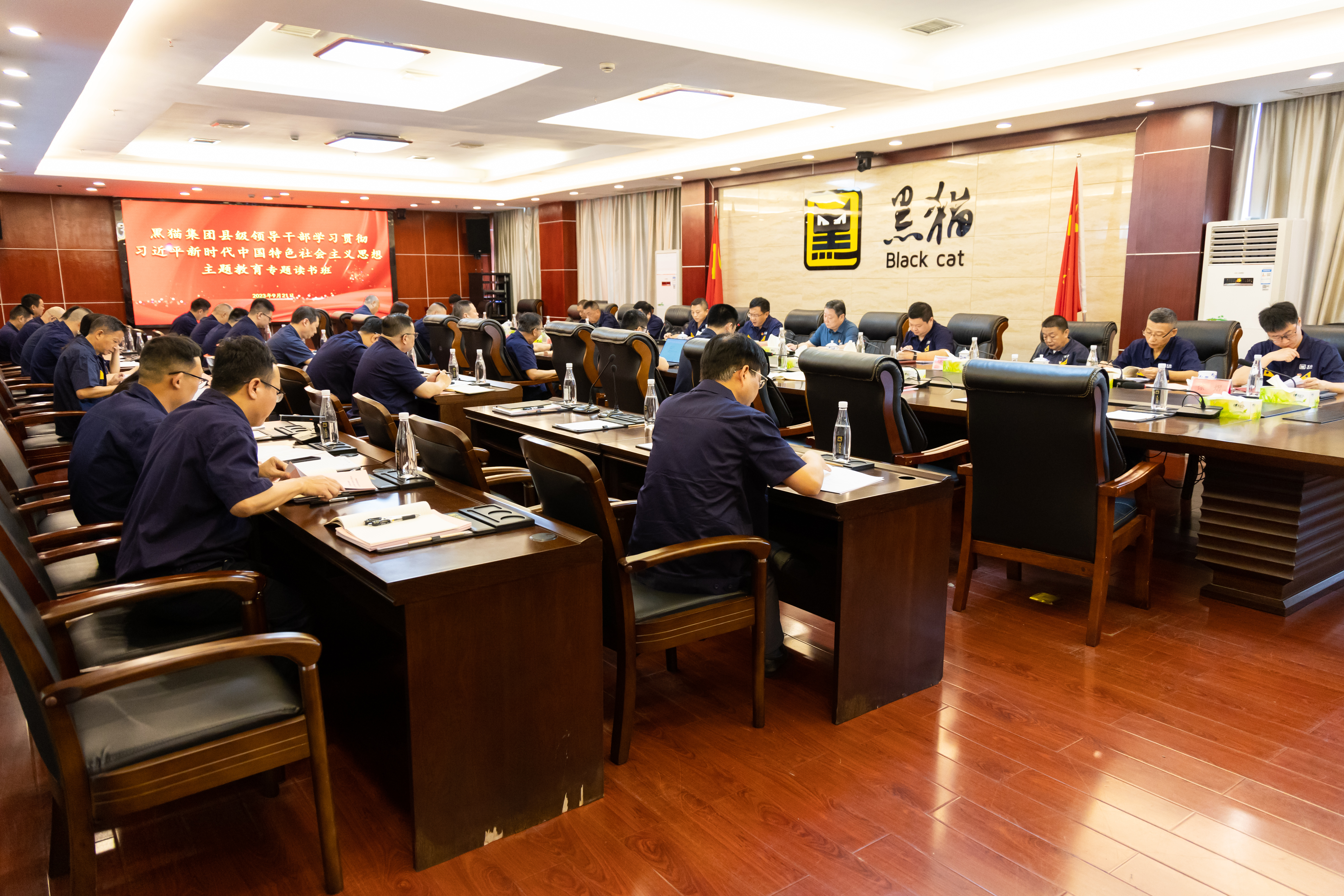 2L4A0649.jpg 2L4A0649.jpg