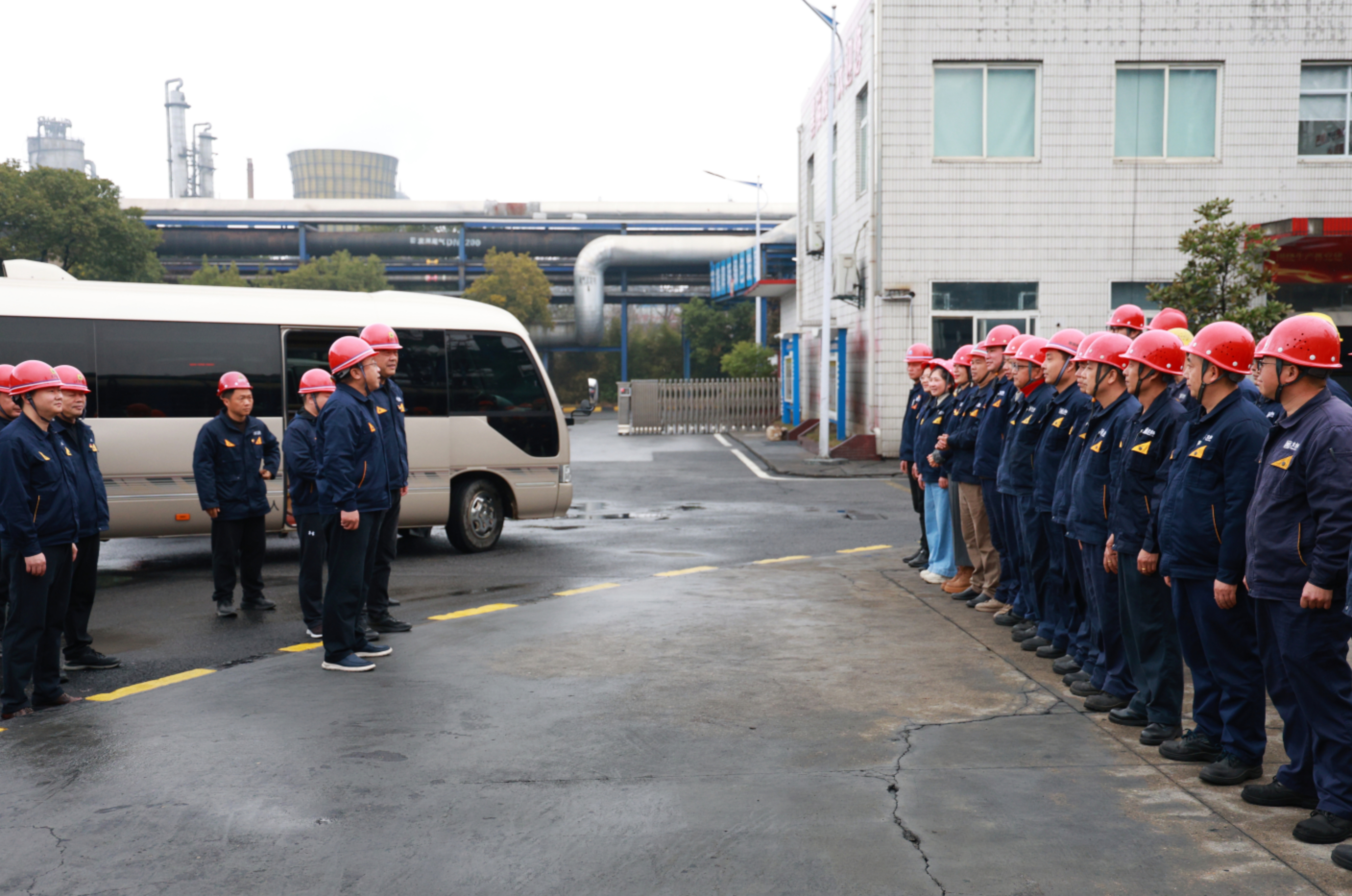 團(tuán)拜.jpg 團(tuán)拜.jpg